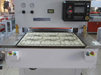 柔軟線膠盒壓痕模切機 柔軟線膠盒壓痕模切機